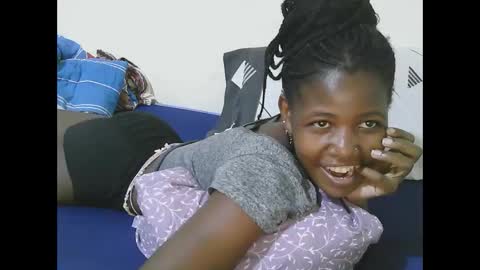 Snapshot of sweet_tattiana chatting on October 20, 6:00 pm Tatty online show from October 20, 6:00 pm