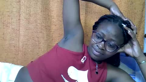 sweet_zarah online show from April 10, 8:20 am