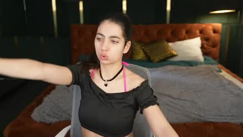 Amelia online show from April 19, 10:26 am