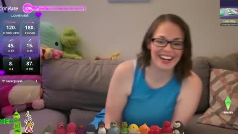 Snapshot of sweeteileen887 chatting on December 6, 5:53 am Eileen online show from December 6, 5:53 am