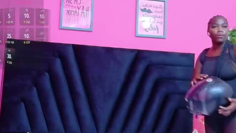 sweeterchocolatee online show from October 21, 2:59 am