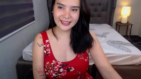 my name is JOYCE but you can call me anything u like  online show from February 8, 1:54 pm