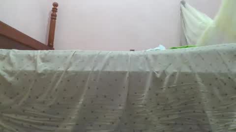 sweetib1 online show from April 8, 7:54 am