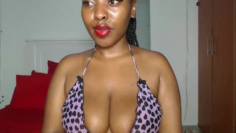 euny online show from February 1, 7:44 pm