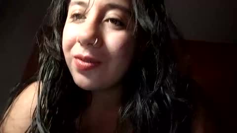 Ana Mara  i cant Make noise My family is here  online show from April 13, 6:47 am