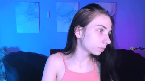 Chloe online show from February 10, 11:35 am