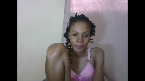 ESTHER online show from March 28, 2:05 pm