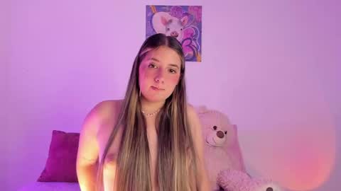 Sofia sweet online show from March 17, 4:05 am