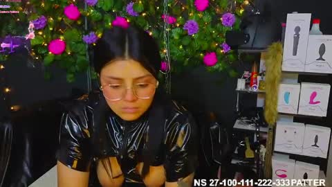 Molly -  INDEPENDENT MODEL online show from April 19, 1:16 am