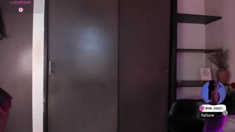 sweetviolet___ online show from April 7, 12:29 pm