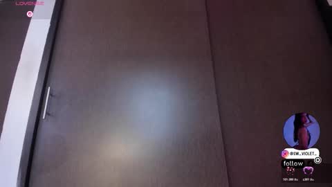 sweetviolet___ online show from February 19, 12:37 pm