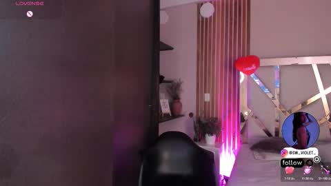 sweetviolet___ online show from March 13, 2:07 pm