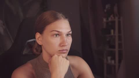 Emily online show from July 28, 4:32 am