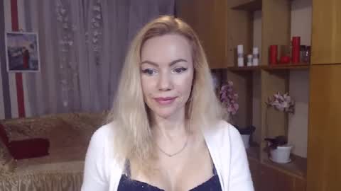 Snapshot of sweety_friend chatting on February 1, 7:44 pm Sweety friend online show from February 1, 7:44 pm