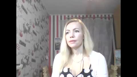 Snapshot of sweety_friend chatting on February 22, 8:37 pm Sweety friend online show from February 22, 8:37 pm