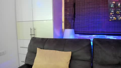 . online show from January 28, 12:22 pm