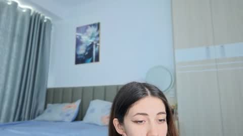 Vikky online show from May 17, 12:10 am