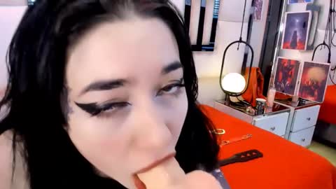 switchalixxon online show from October 24, 4:25 pm