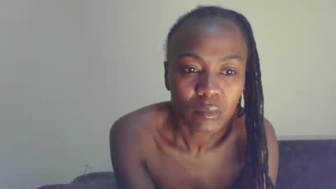 ALICIA online show from February 22, 11:32 pm