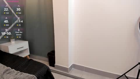 Sydney online show from October 31, 12:56 am