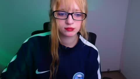 Syfer online show from December 1, 12:30 pm