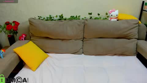 Sylvia online show from February 15, 7:51 am