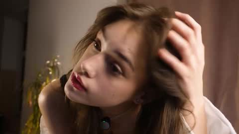 Heeey im Helena3 -- fav555100333 -- pvts only premium and after my public show 3 online show from November 27, 1:58 pm