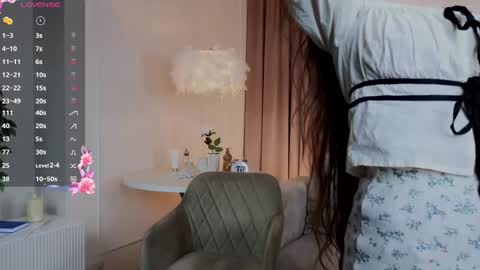 Liv online show from February 16, 7:49 pm