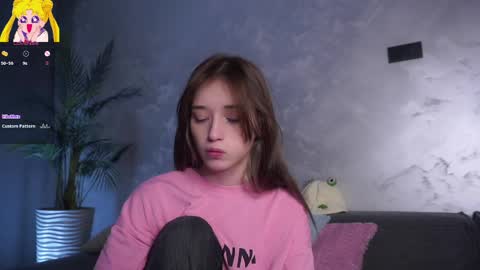 Mia online show from April 13, 2:02 am