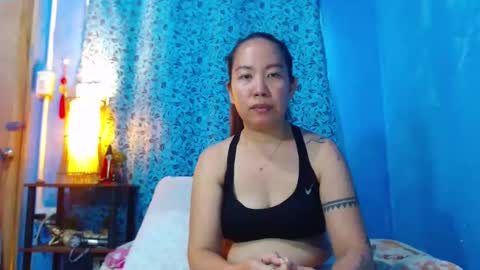 anne online show from April 13, 7:42 am