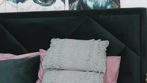 tanyaGrey online show from January 21, 8:30 am