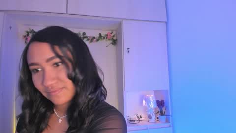  T A R A  online show from March 5, 4:41 am