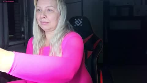 Tasha  Moon online show from December 5, 7:04 pm