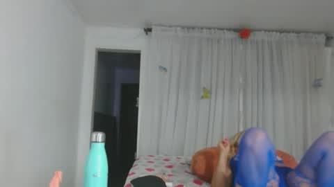 tatiana giraldo online show from March 9, 2:15 am