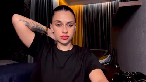 Tati online show from October 1, 3:28 pm