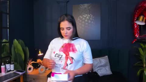 Taylor Bennet online show from February 24, 12:14 pm