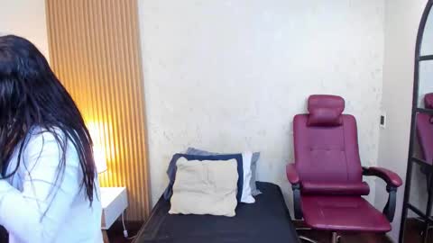 Taylor Bennet online show from October 30, 12:06 pm