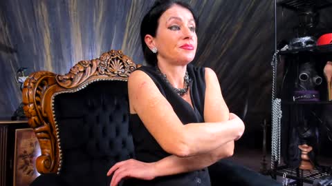 Snapshot of taylorfemdom chatting on January 11, 2:25 pm Mistress Taylor online show from January 11, 2:25 pm