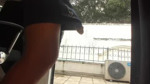 Taylor online show from April 15, 5:46 pm