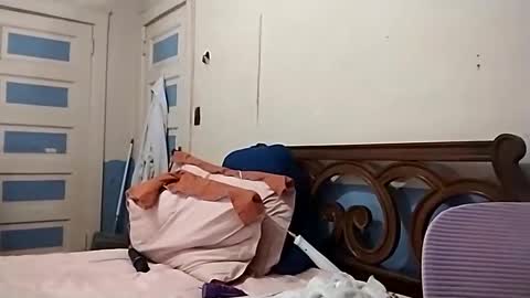 Taylor Hillz online show from December 4, 12:41 am