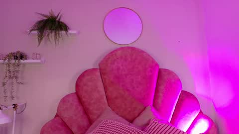 TAYLOR  online show from November 23, 12:18 pm