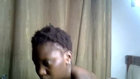 Nicole online show from February 8, 9:24 am