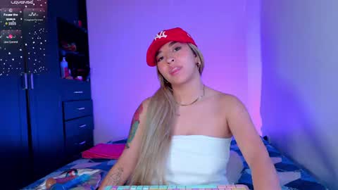 Sara online show from July 2, 6:52 am