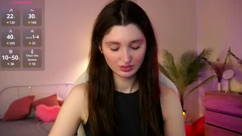 Snapshot of tender_babyy chatting on March 12, 10:37 am Sexy girl Li online show from March 12, 10:37 am