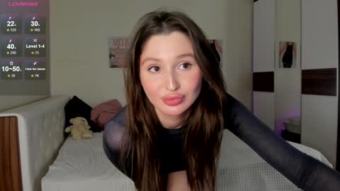 Snapshot of tender_babyy chatting on December 8, 2:19 pm Sexy girl Li online show from December 8, 2:19 pm