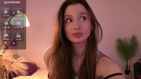 Amina online show from November 27, 2:31 pm