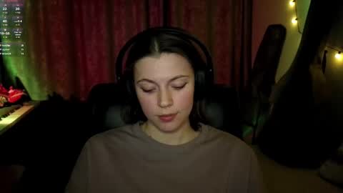 Anny Simpson online show from March 22, 9:32 pm