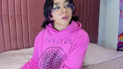 terumikitty online show from April 22, 8:28 pm