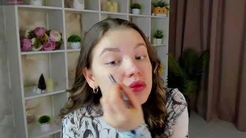 Tessa online show from January 19, 12:23 pm