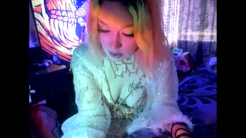 Snapshot of texaspregogrllll chatting on October 28, 5:41 pm TEXASGIRLLLL online show from October 28, 5:41 pm